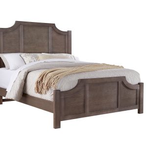 Maple Road - Queen Scalloped Bed - Maple Syrup